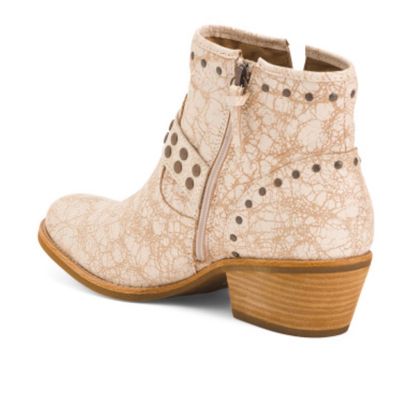 🪷Sofft Allene ll Suede Western Comfort Bootie Natural Sz 10 - Picture 2 of 2